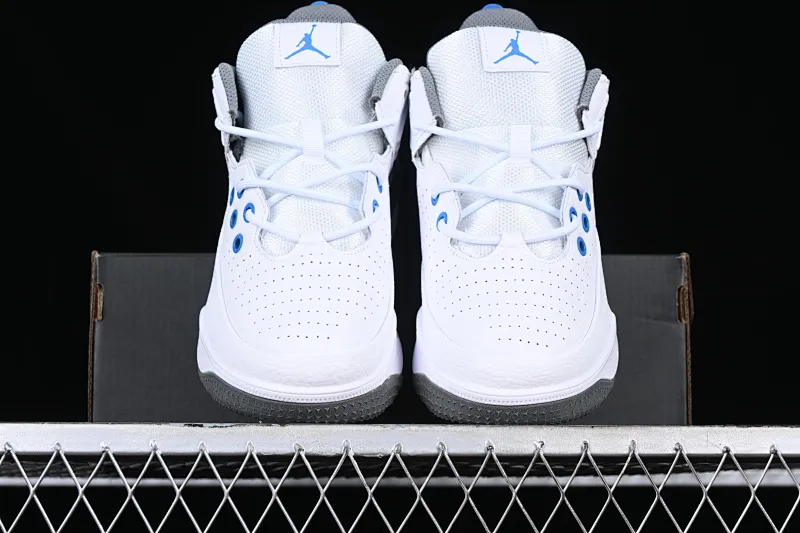 All categories Air Jordan Jordan series basketball shoes Air Jordan 5 Air Jordan Max Aura 5 retro air cushion basketball shoes DZ4353-145
